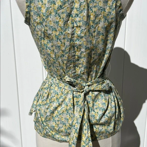 Talbots Yellow Blue Floral Peplum Blouse Sleeveless V Neck Tailored Top 2 - Picture 4 of 5